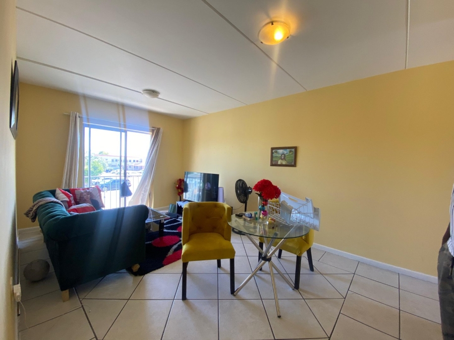 2 Bedroom Property for Sale in Parklands Western Cape